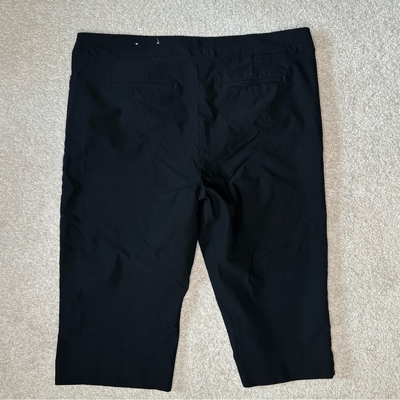 Chico’s Black Stretch Capri Pants, Size 16 - Picture 2 of 6
